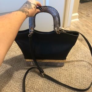 Versona Black Purse Tote with Gold accents